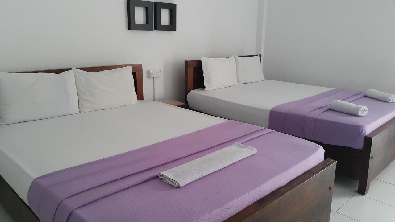 City Capital Hostel Анурадхапура Экстерьер фото
