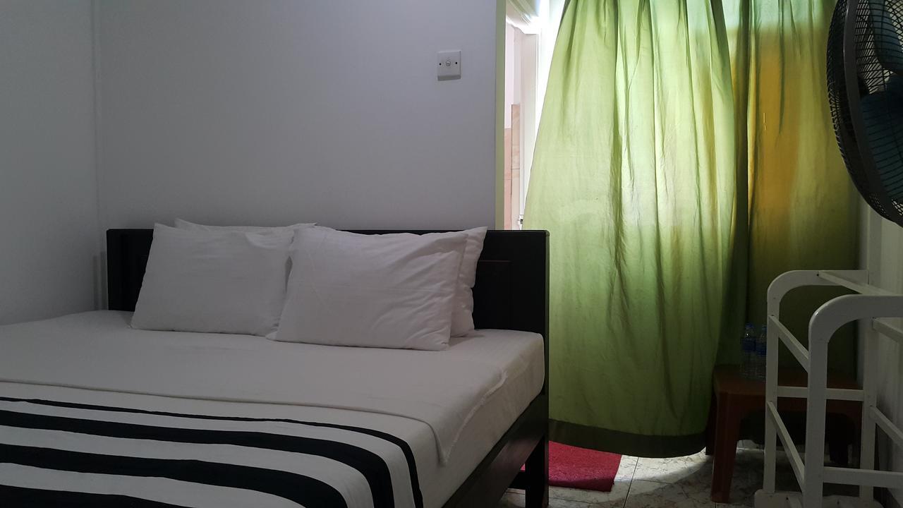 City Capital Hostel Анурадхапура Экстерьер фото